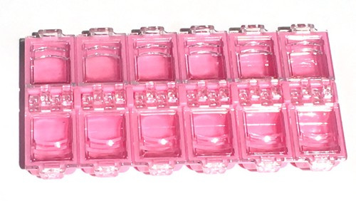 Díszító elem tartó pink szinű, lezárható tetejű    tároló  doboz   